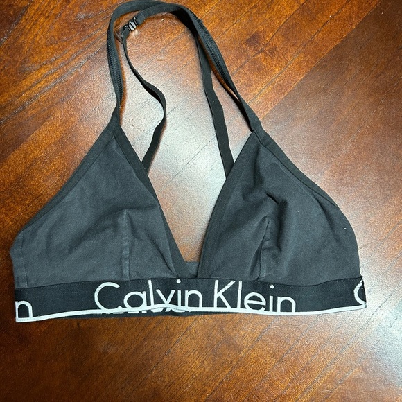 Set CALVIN KLEIN. BRA SIZE M - Picture 2 of 9